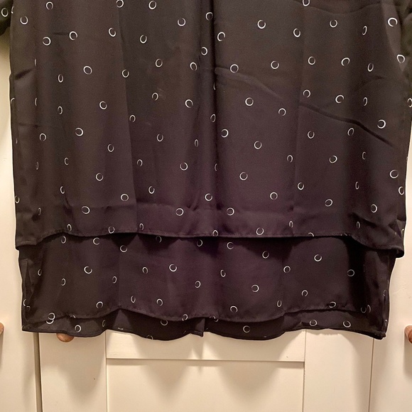 Reitmans Black & White Circle Pattern 3/4 Sleeve Blouse Size L - Picture 5 of 5
